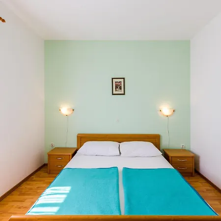Apartment Andelko Dramalj