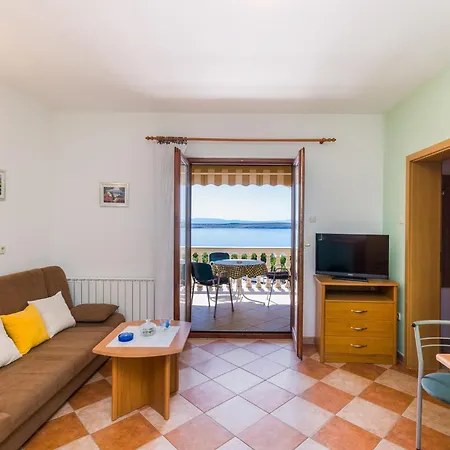 Apartment Andelko Dramalj